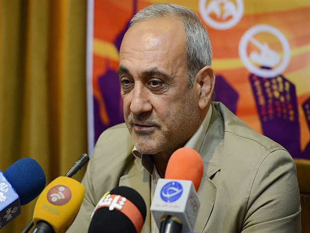 گرشاسبی: رسول‌پناه ۱۰ برابر درآمدهایش به باشگاه پرسپولیس ضرر زده/ بین وزرا هم کل‌کل قرمز و آبی داریم!