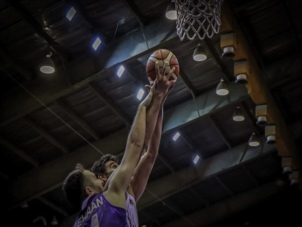 لیگ برتر بسکتبال| پیروزی کوچین و ذوب آهن/ شکست مس با یک اخراجی