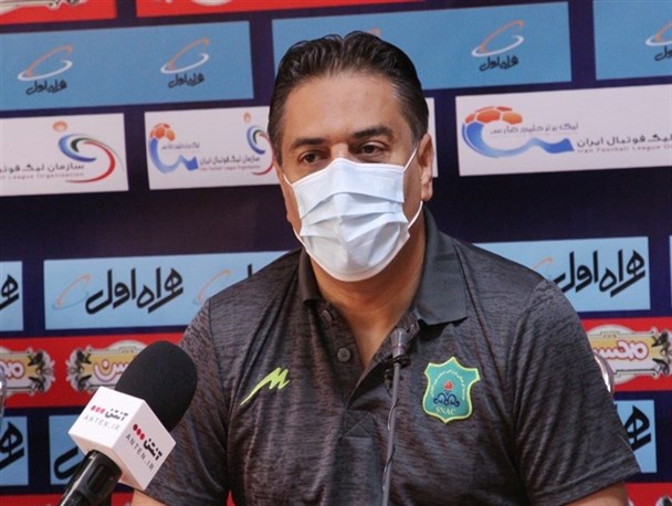 تذکر پیروانی درباره اتفاقات داوری در نشست هماهنگی پیش از بازی با آلومینیوم