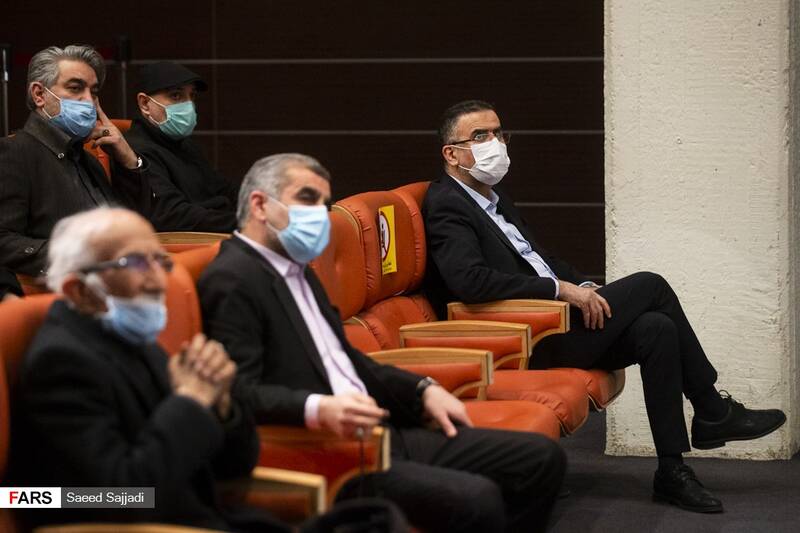 حجتالله ایوبی دبیرکل کمیسیون ملی یونسکو-ایران در آیین افتتاحیه نمایشگاه خوشنویسی «رقص قلم» حجتالله ایوبی دبیرکل کمیسیون ملی یونسکو-ایران در آیین افتتاحیه نمایشگاه خوشنویسی «رقص قلم»