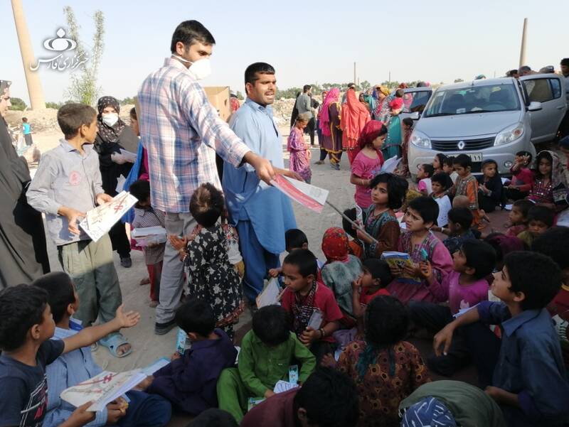 طلبهای که عطای تدریس را به لقای خادمی مردم بخشید+عکس