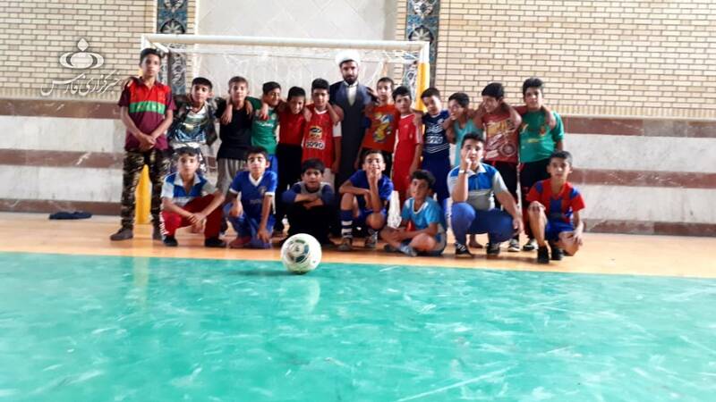 طلبه آچار به دست، آداب و رسوم غلط را برانداخت + عکس