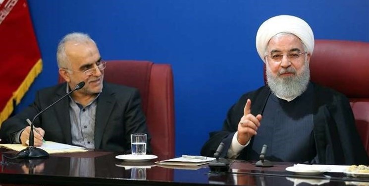 موضع مخالف وزیر اقتصاد با دستور روحانی درباره پالایش یکم/ 18 روز از وعده دولت گذشت