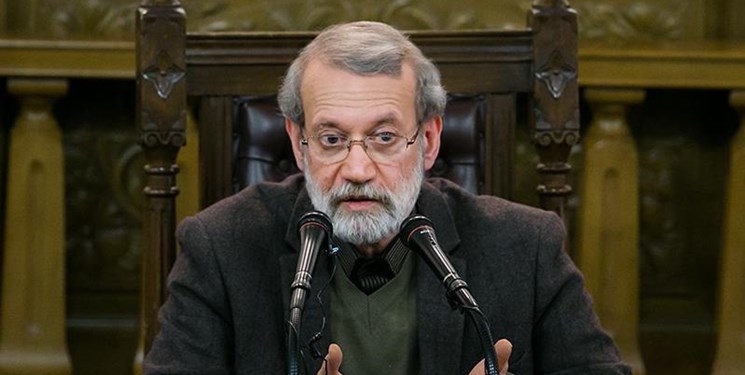 انقلابی واقعی کسی است که وفاق ملی را تحت زعامت رهبری معظم انقلاب پی بگیرد