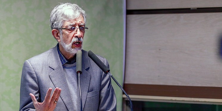 حدادعادل: دستگاه اداره کشور از بیانیه گام دوم عقب است/دشمنان روی گسل بین نسلی حساب باز کرده‌اند