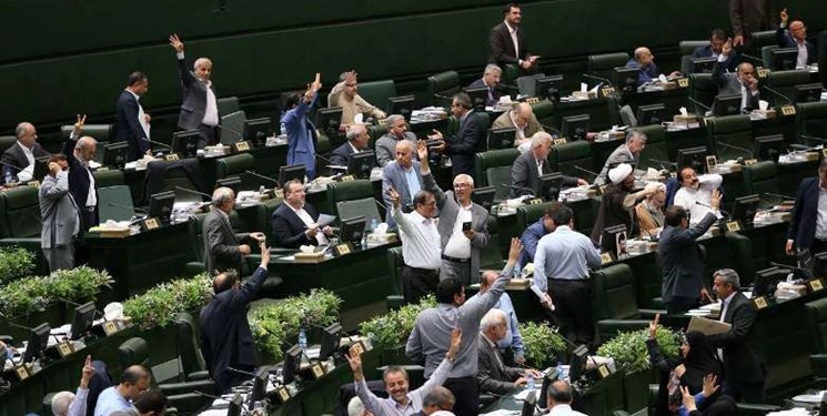 انجمنهای اسلامی دانشجویان مستقل: نمایندگان به شعارهای انتخاباتی خود درباره شفافیت آرا وفادار باشند