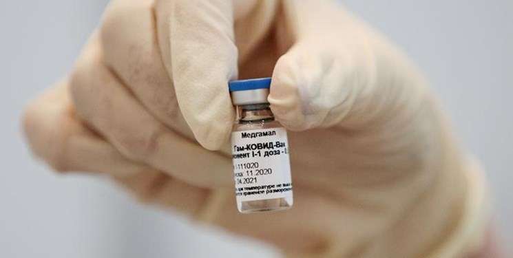 چرا سلبریتیها در اولویت دریافت واکسن نیستند؟