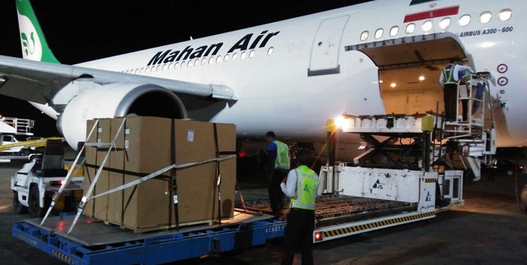 تحویل اولین محموله واکسن کرونا به وزارت بهداشت ۱۶ بهمن در فرودگاه امام خمینی