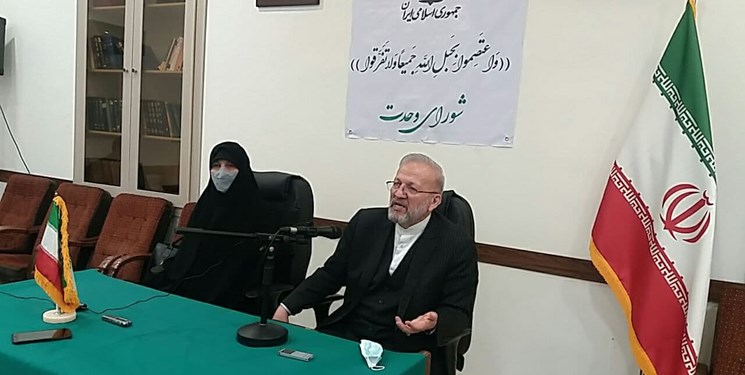 کارگزاران نظام موضع واحدی در مورد مسائل اساسی کشور داشته باشند