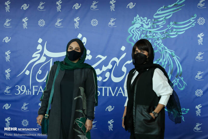 الناز شاکر دوست و نرگس آبیاردر سومین روز سی و نهمین جشنواره فیلم فجر