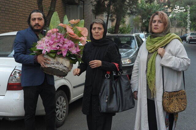 روزنامچه فجر ۶/ یک فیلم نمادپرداز سیاسی از مجید برزگر، با بودجۀ مرکز گسترش!