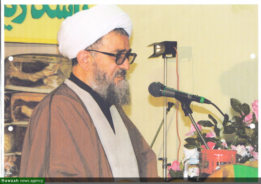 امام جمعه ای که دفترش همیشه به روی عموم مردم باز بود