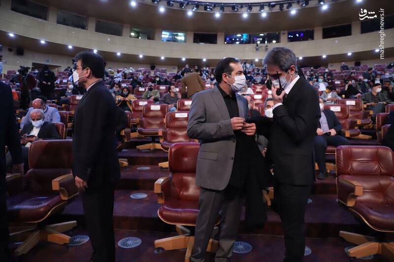 اختتامیه جشنواره فیلم فجر آغاز به کار کرد