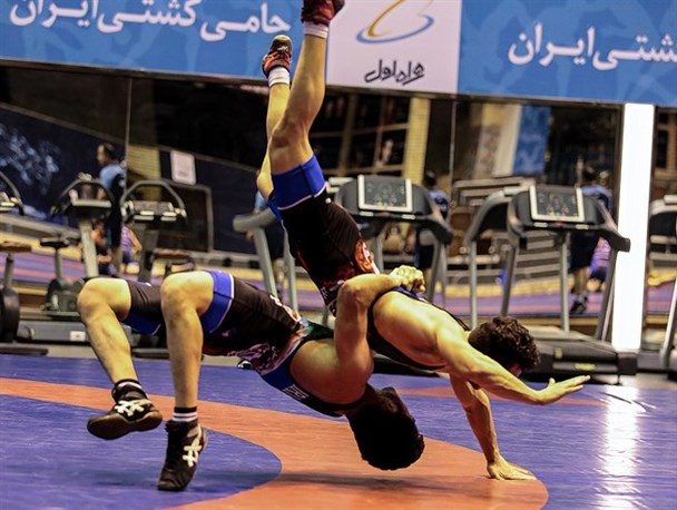 کشتی جوانان انتخابی تیم ملی؛ کاووسی چوپانی و عابدی درزی فرنگی کاران پیروز
