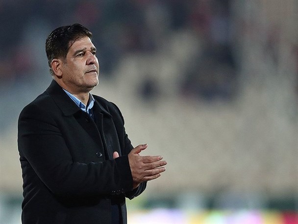 مهاجری: بازیکنانم مقابل استقلال جنگیدند/ تماشاگران فضای خوبی را ایجاد کردند