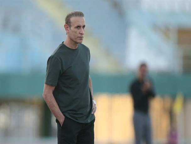 گل‌محمدی: در نیمه اول پنالتی ما گرفته نشد/ از لوکادیا تشکر می‌کنم