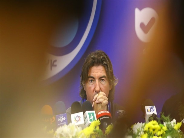 ساپینتو: انتظارم از داوران عدالت است/ اشتباهات داوری نبود، صدرنشین بودیم