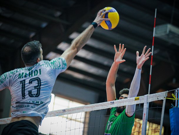 لیگ برتر والیبال| جدال حساس لبنیات و شهداب در هفته یازدهم رقابت‌ها/ آغاز رقابت ۱۴ تیم برای ۸ سهمیه پلی‌آف