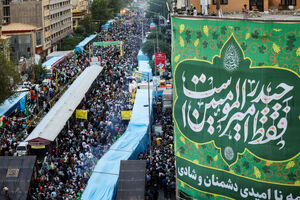 صحنه‌هایی زیبا و عجیب از مهمونی ده کیلومتری تهران